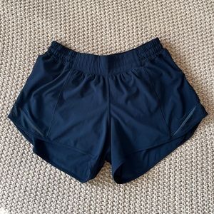 lululemon Hotty Hot Short 2.5’